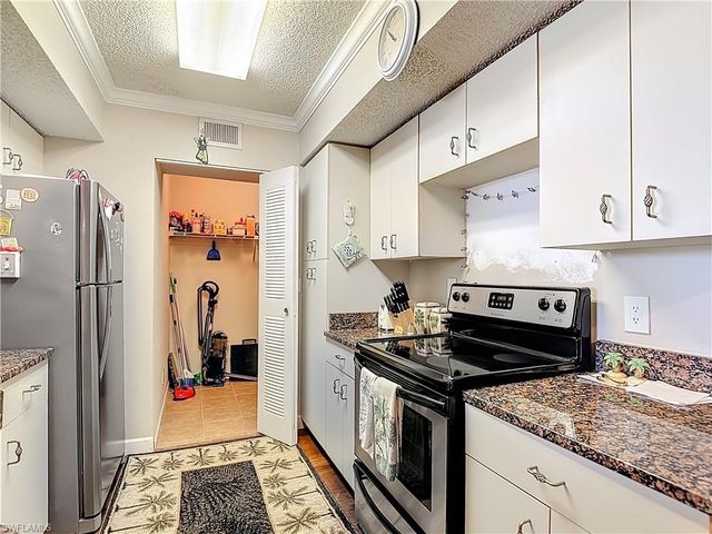 13505 Eagle Ridge DR 423, Fort Myers, FL 33912