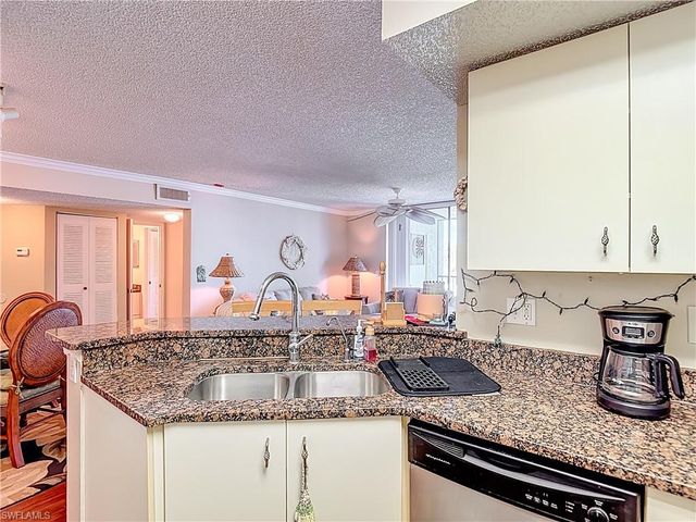 13505 Eagle Ridge DR 423, Fort Myers, FL 33912