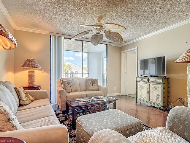 13505 Eagle Ridge DR 423, Fort Myers, FL 33912