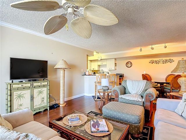 13505 Eagle Ridge DR 423, Fort Myers, FL 33912