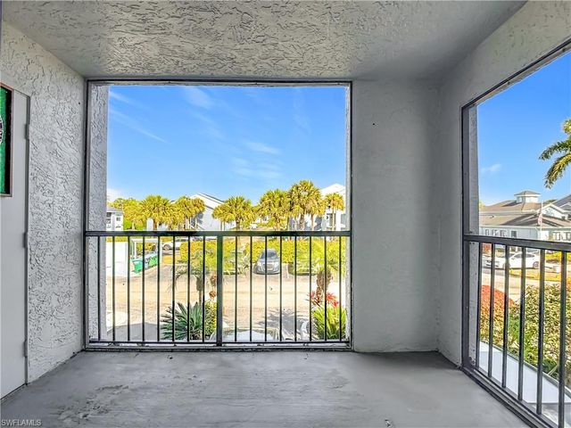 13505 Eagle Ridge DR 423, Fort Myers, FL 33912