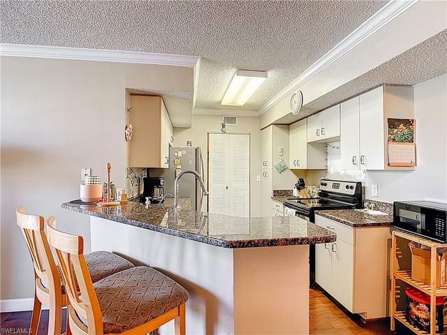 13505 Eagle Ridge DR 423, Fort Myers, FL 33912