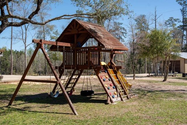 2489 Fm 256 S, Woodville, TX 75979