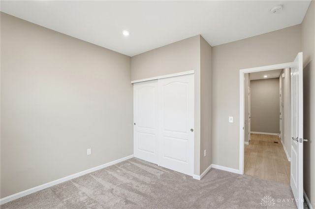 141 Kenneth Hamilton Way, Yellow Springs Vlg, OH 45387