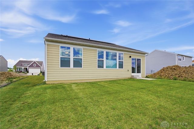 141 Kenneth Hamilton Way, Yellow Springs Vlg, OH 45387