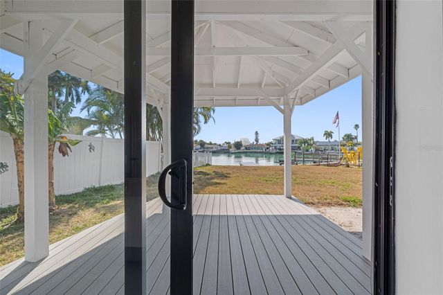 475 115TH AVENUE, Treasure Island, FL 33706