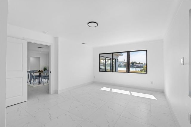 475 115TH AVENUE, Treasure Island, FL 33706