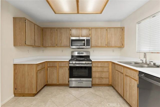 5024 Meadow Way, Banning, CA 92220