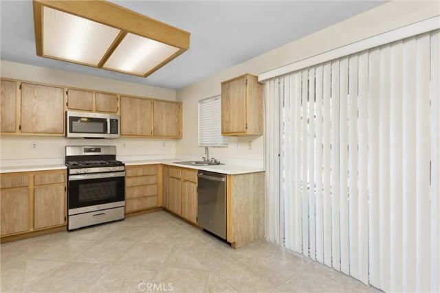 5024 Meadow Way, Banning, CA 92220