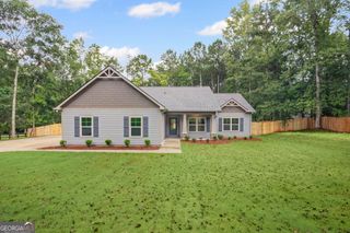 702 Old Hutchinson Mill Road, Lagrange, GA 30241