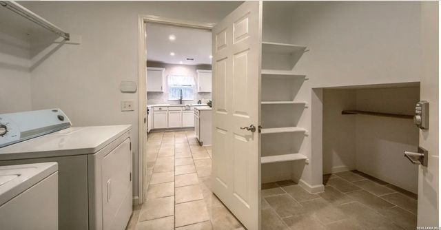 7711 Parkwood, San Antonio, TX 78249