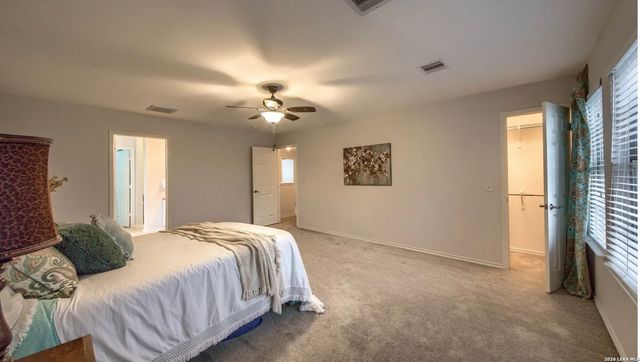 7711 Parkwood, San Antonio, TX 78249