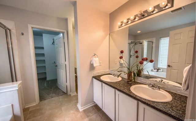 7711 Parkwood, San Antonio, TX 78249