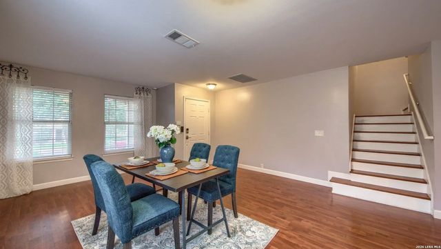 7711 Parkwood, San Antonio, TX 78249