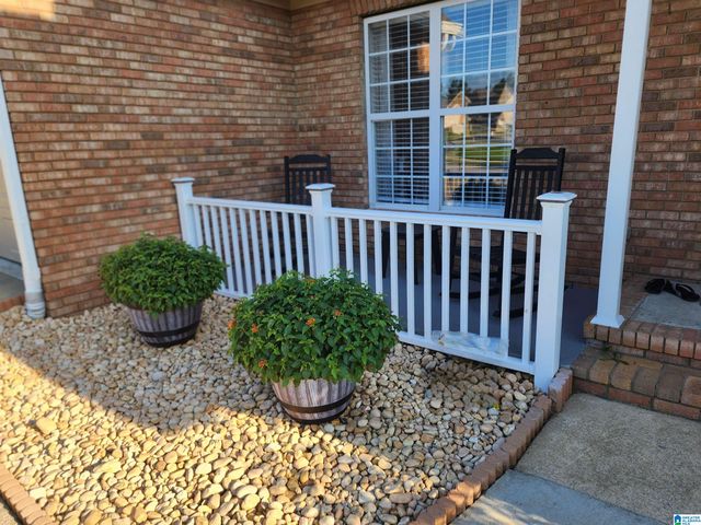 305 OAK LEAF CIRCLE, Pell City, AL 35125