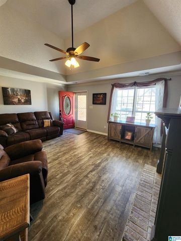 305 OAK LEAF CIRCLE, Pell City, AL 35125