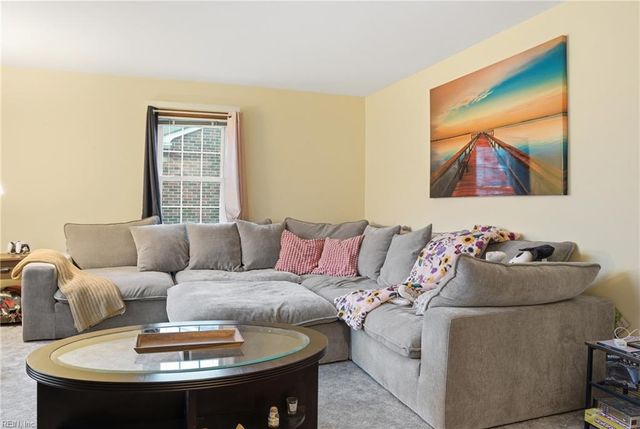 205 Hankins DR, Hampton, VA 23669