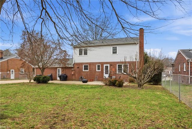 205 Hankins DR, Hampton, VA 23669