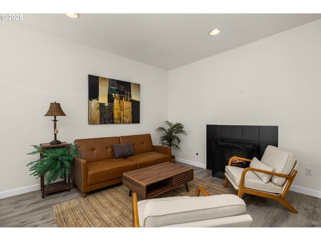 3295 Sw 179TH Ter, Beaverton, OR 97003