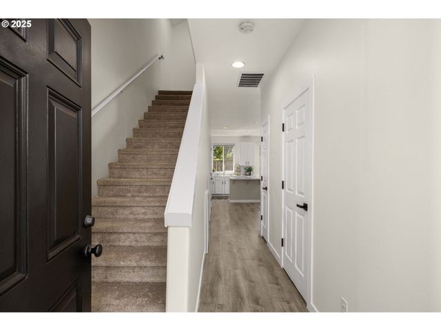 3295 Sw 179TH Ter, Beaverton, OR 97003