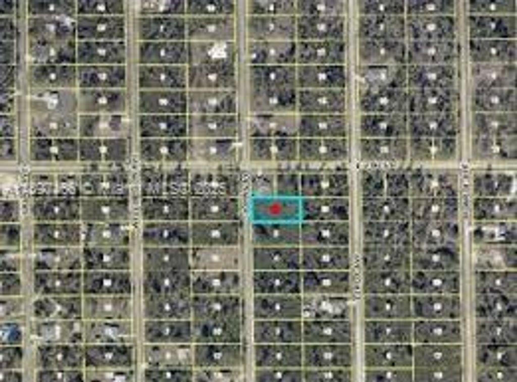 618 Johns Ave, Lehigh Acres, FL 33972