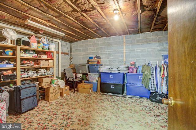 10 SURREY COURT, Chambersburg, PA 17201