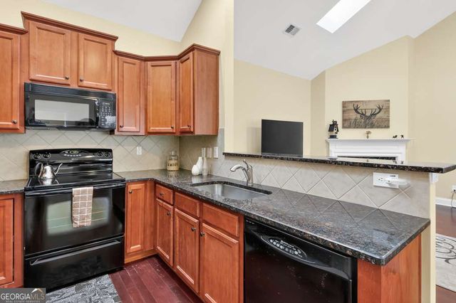 327 Acuba View, Woodstock, GA 30188