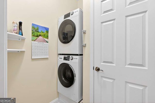 327 Acuba View, Woodstock, GA 30188