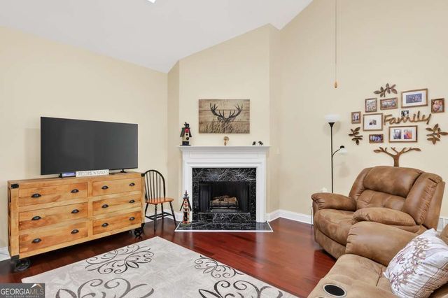 327 Acuba View, Woodstock, GA 30188