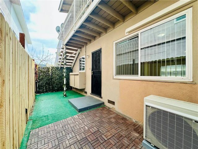 4918 Tujunga Avenue, North Hollywood, CA 91601