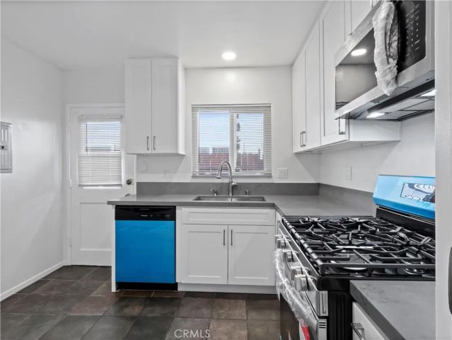 4918 Tujunga Avenue, North Hollywood, CA 91601