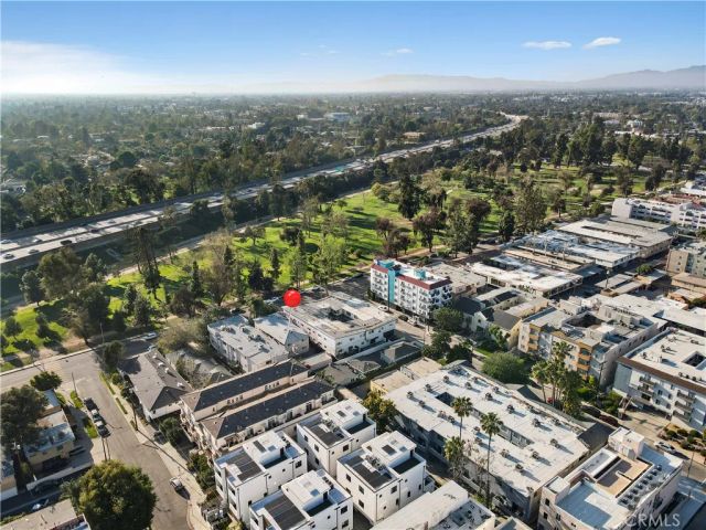 4918 Tujunga Avenue, North Hollywood, CA 91601