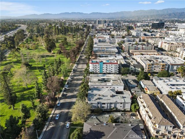 4918 Tujunga Avenue, North Hollywood, CA 91601