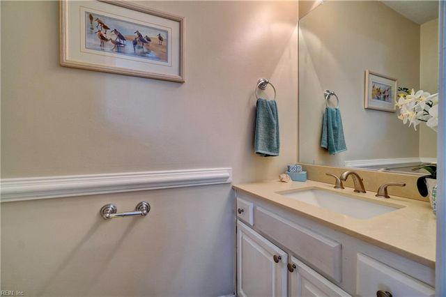 4906 Woods Edge RD, Virginia Beach, VA 23462