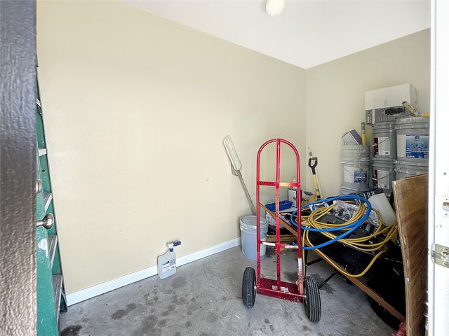 7426 Blue Jay Drive, Texas City, TX 77591