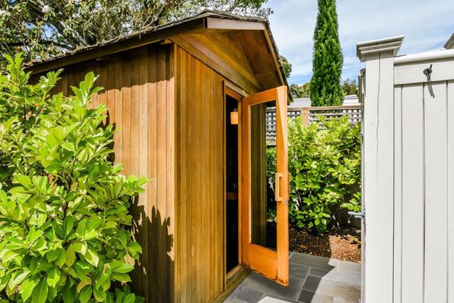 721 Edgewood Road, San Mateo, CA 94402