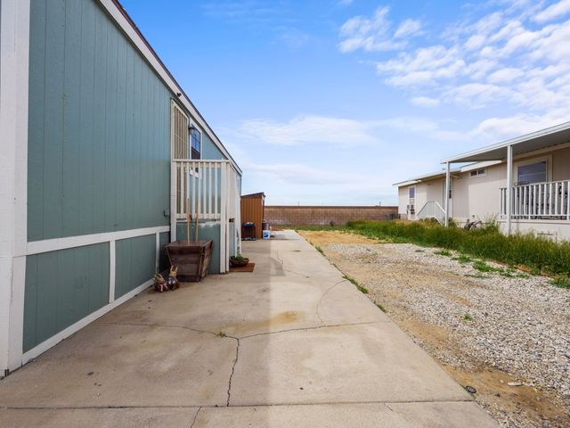 1550 20th Street Spc 14, Rosamond, CA 93560