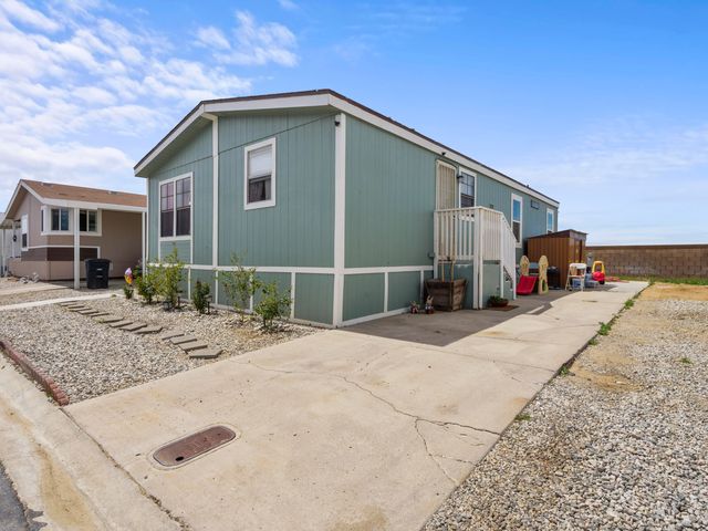 1550 20th Street Spc 14, Rosamond, CA 93560