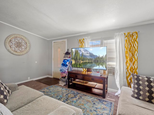 1550 20th Street Spc 14, Rosamond, CA 93560