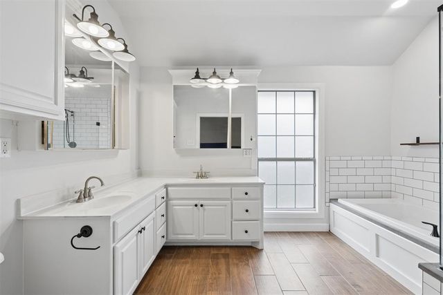 1771 Olde School Point, Edmond, OK 73012