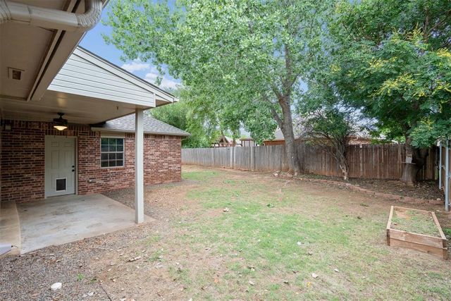 1771 Olde School Point, Edmond, OK 73012