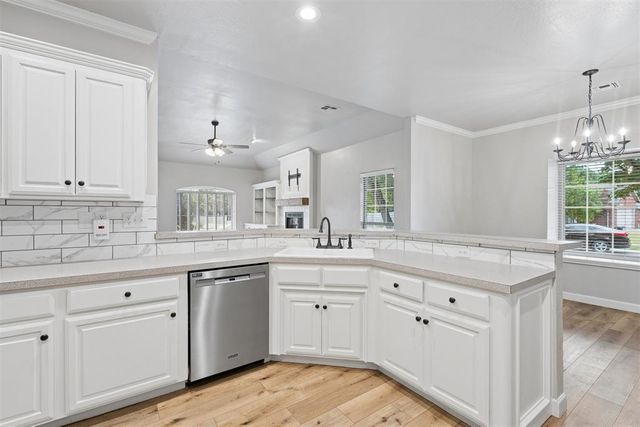1771 Olde School Point, Edmond, OK 73012