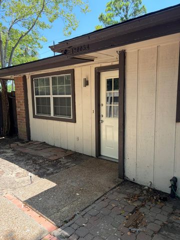 12005 Greenwood Forest Drive A, Houston, TX 77066
