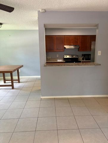 12005 Greenwood Forest Drive A, Houston, TX 77066