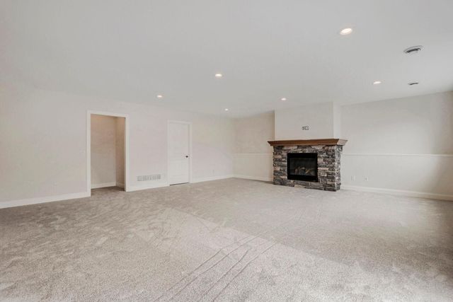 5349 178th Street W, Lakeville, MN 55044