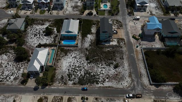 921 Nautilus Ct, Perdido Key, FL 32507