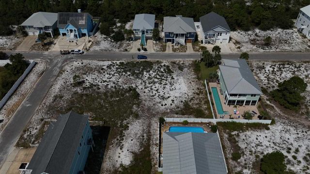 921 Nautilus Ct, Perdido Key, FL 32507