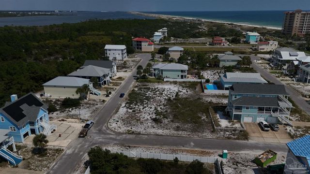 921 Nautilus Ct, Perdido Key, FL 32507