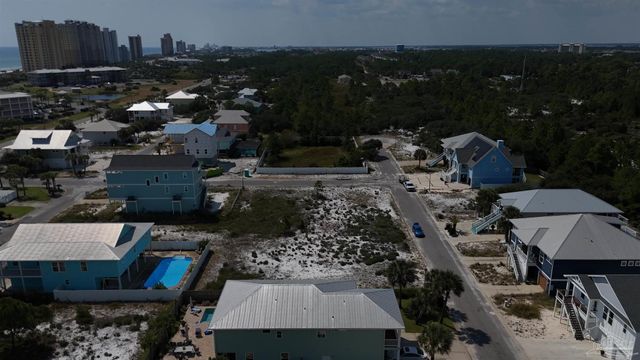 921 Nautilus Ct, Perdido Key, FL 32507