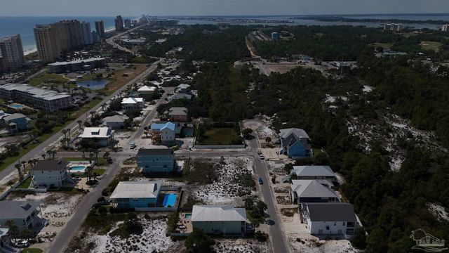 921 Nautilus Ct, Perdido Key, FL 32507
